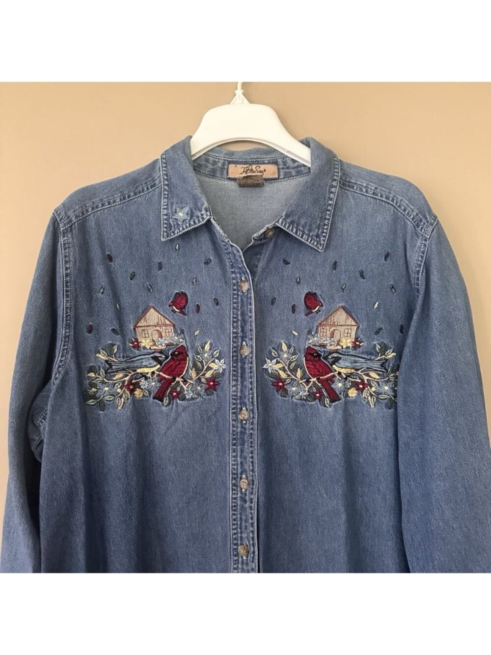 Vintage Embroidered Red Bird Button Shirt Women 14W/16W Cardinal Denim Chambray